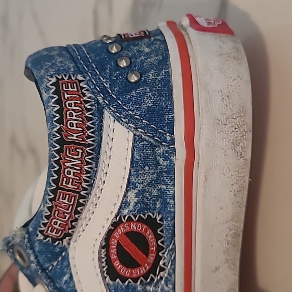 Vans X Cobra Kai Eagle Fang Karate Old Skool Skateboard Sneakers Shoes Kids Sz 1 - Picture 11 of 12